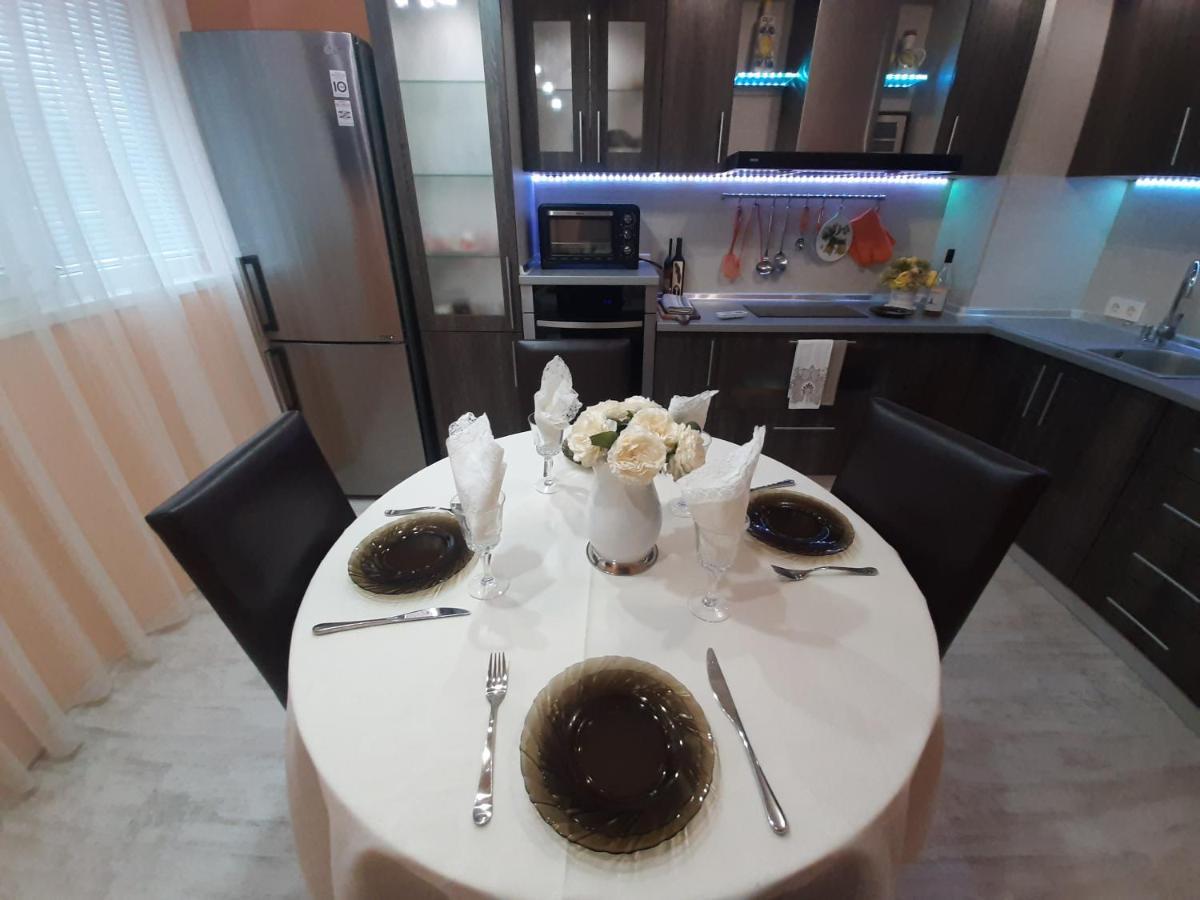 Luny Apartment روس المظهر الخارجي الصورة