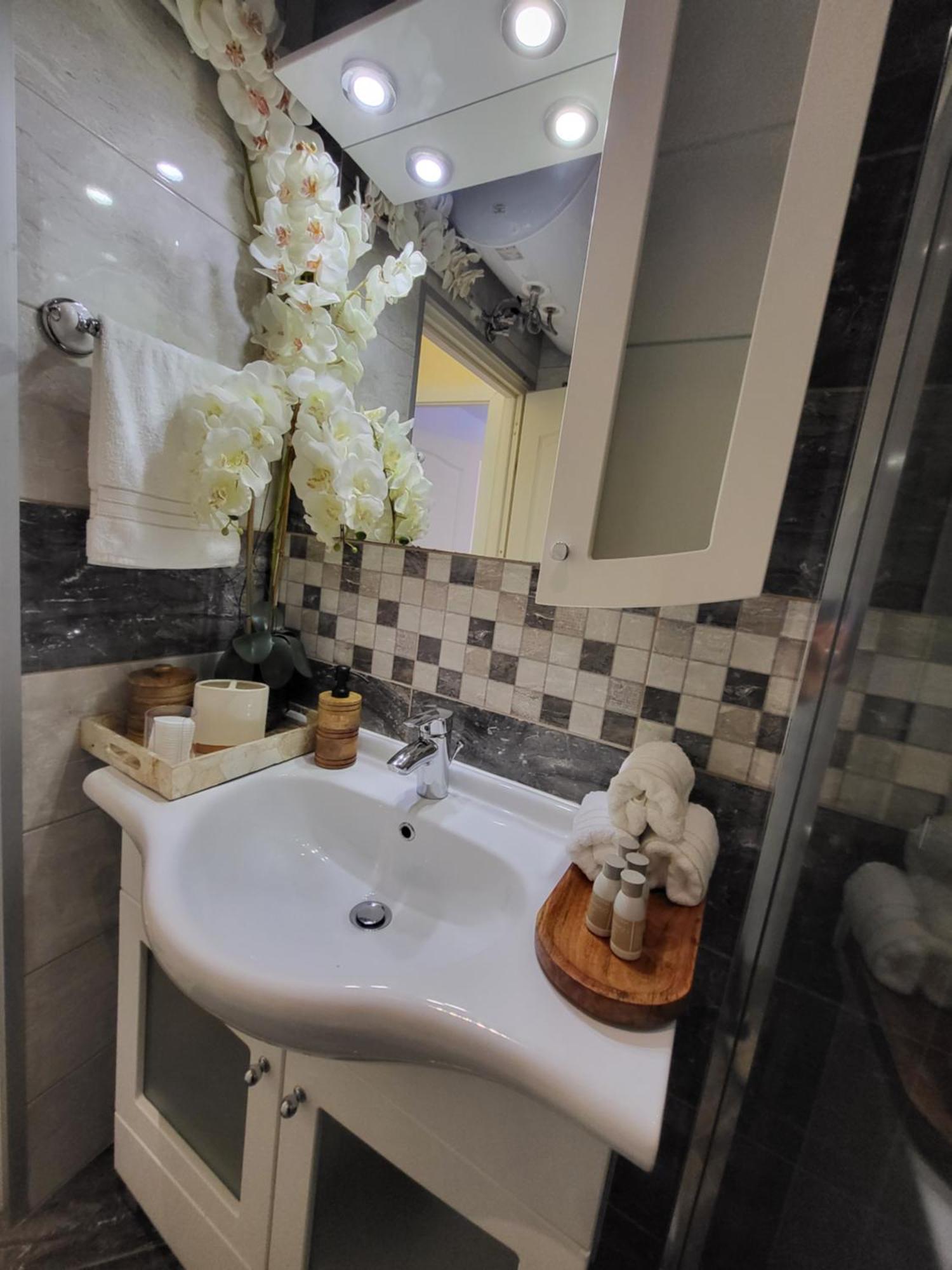 Luny Apartment روس المظهر الخارجي الصورة
